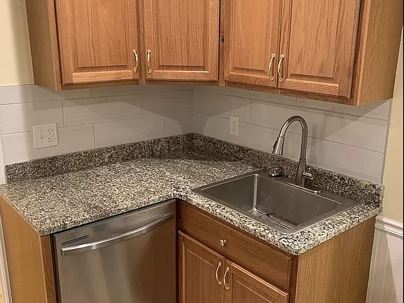 3rd image of 8 Wilson St Floor 2