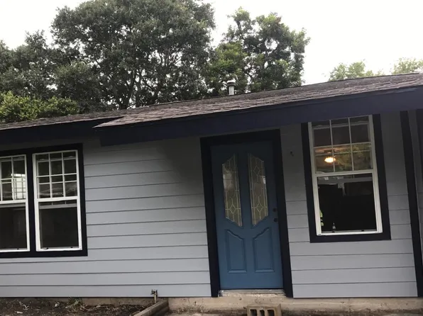2026 10th St, Port Neches, TX 77651