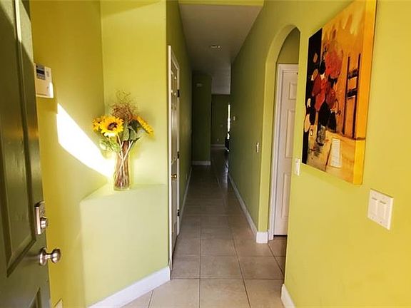 3rd image of 13 N Hart Blvd