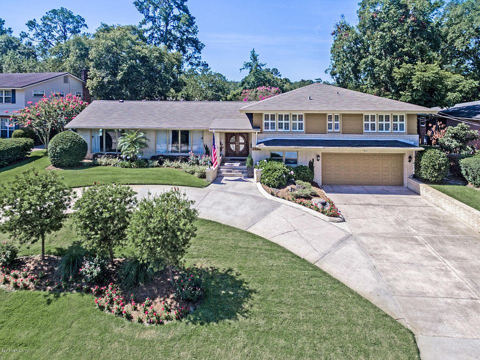 1st image of 2334 Segovia Ave