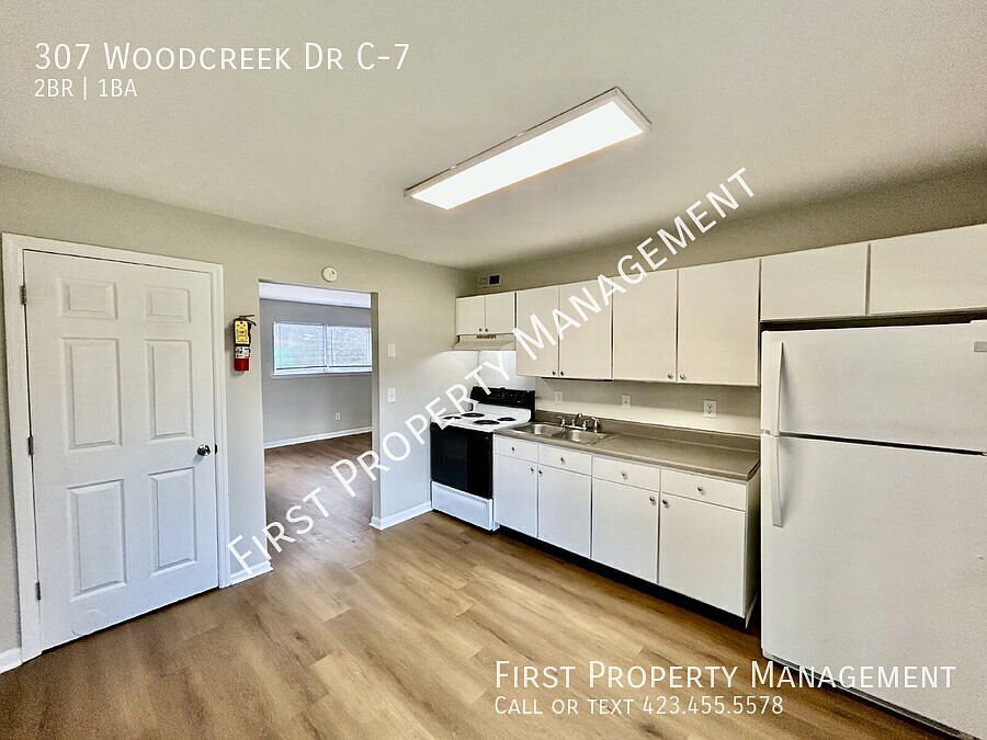 1st image of 307 Woodcreek Dr #C-7