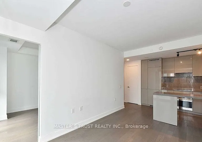 7 Grenville St W #5203 — Photo 15