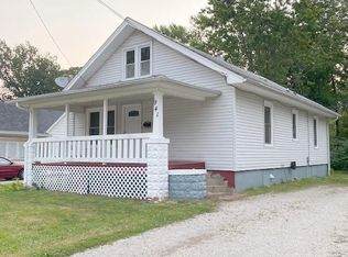941 1st St, Charleston, IL 61920