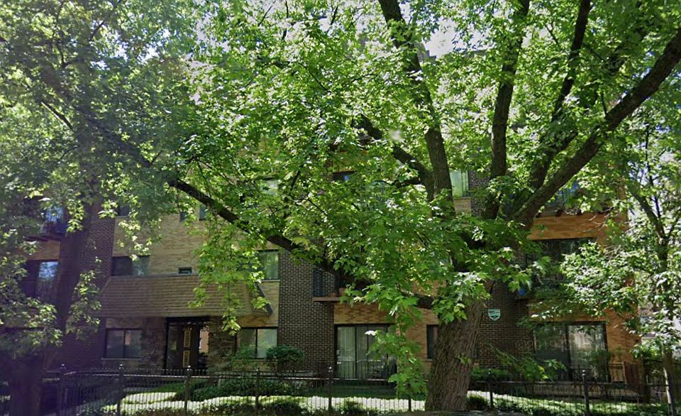 1st image of 1642 W Greenleaf Ave APT 1S