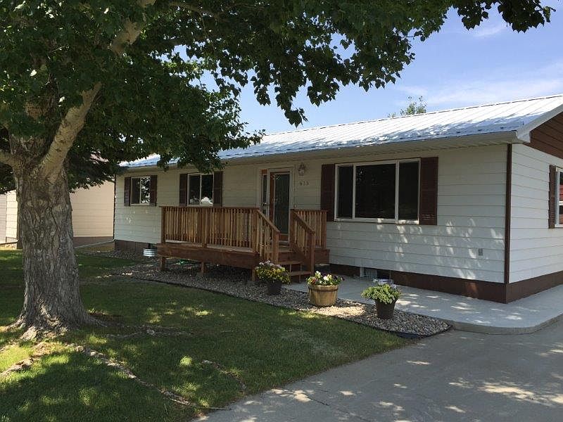 1st image of 615 Beech Ave