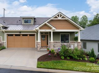 225 Sports Village Dr, Hendersonville, NC 28739