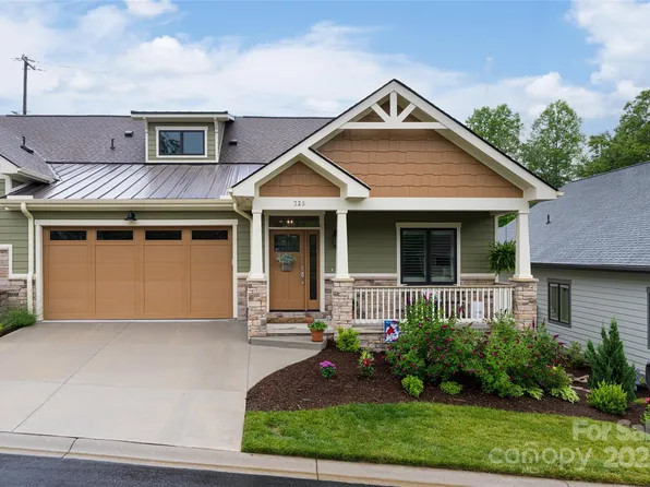 225 Sports Village Dr, Hendersonville, NC 28739