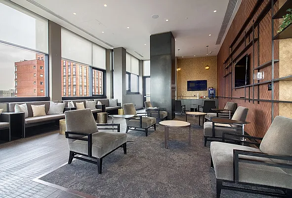 Rented by Greystar | media 60