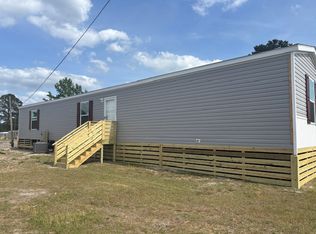 1305 Kenneth Dr, Spring Lake, NC 28390