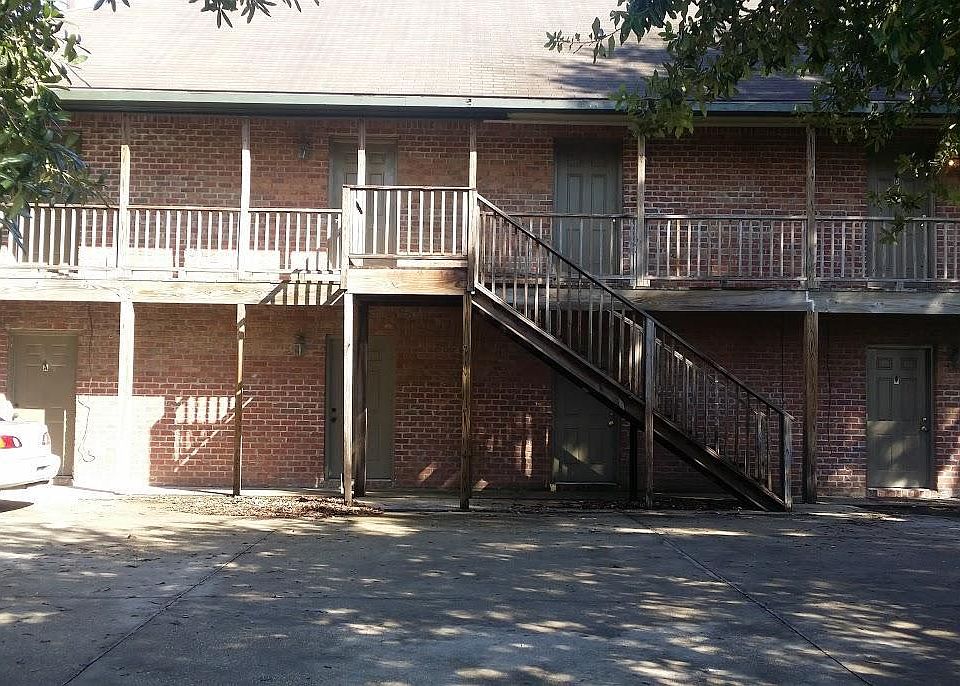 1st image of 102 Vieux Orleans Cir