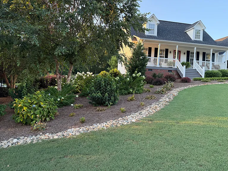 312 Home Place Dr — Photo 2