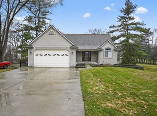 4125 Rural St, Waterford, MI 48329