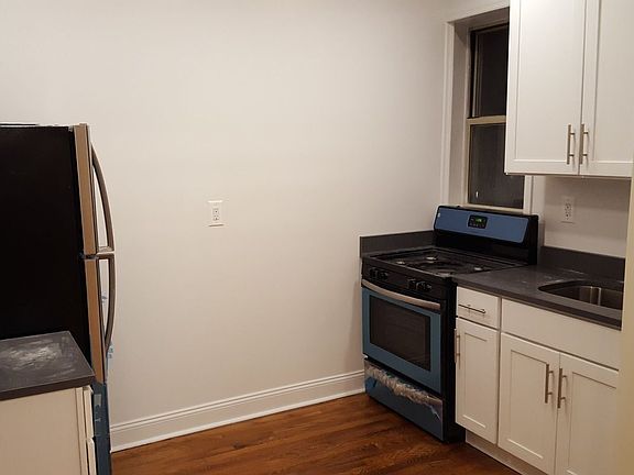 3rd image of 7415 35th Ave APT 5J