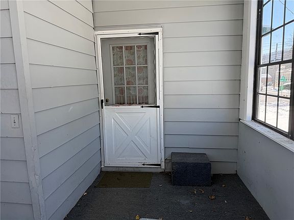 3rd image of 35 W Hazel St