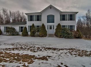 264 Edgefield Rd, Lake Ariel, PA 18436