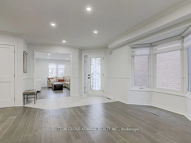 160 Gailcrest Cir — Photo 4