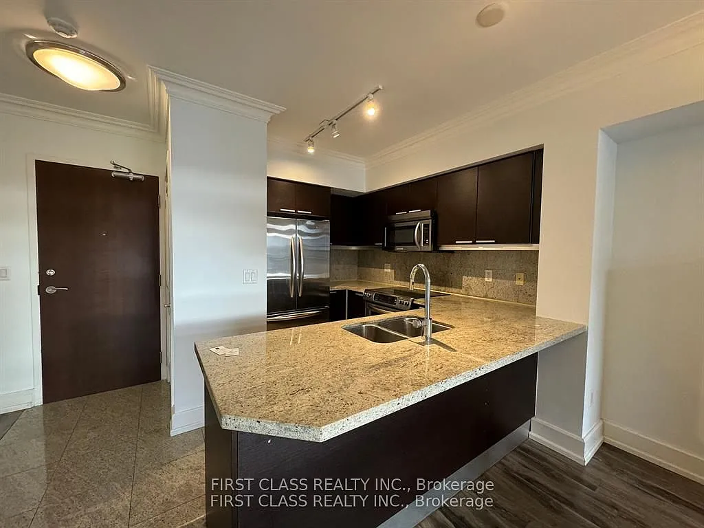 2 bed, $2,500 — Photo 3
