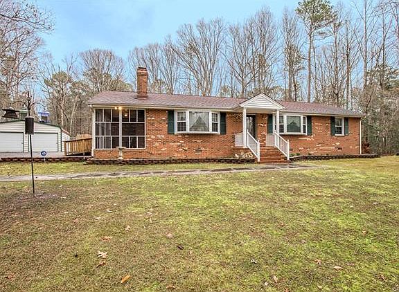 2nd image of 18706 Stonewall Dr