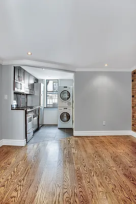 Rented by Centennial Properties NY | media 4