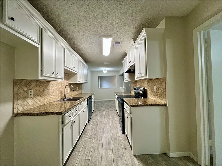 11842 S Fairhollow Ln — Photo 7