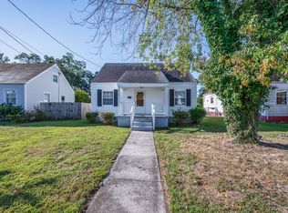 613 Chapel St, Hampton, VA 23669