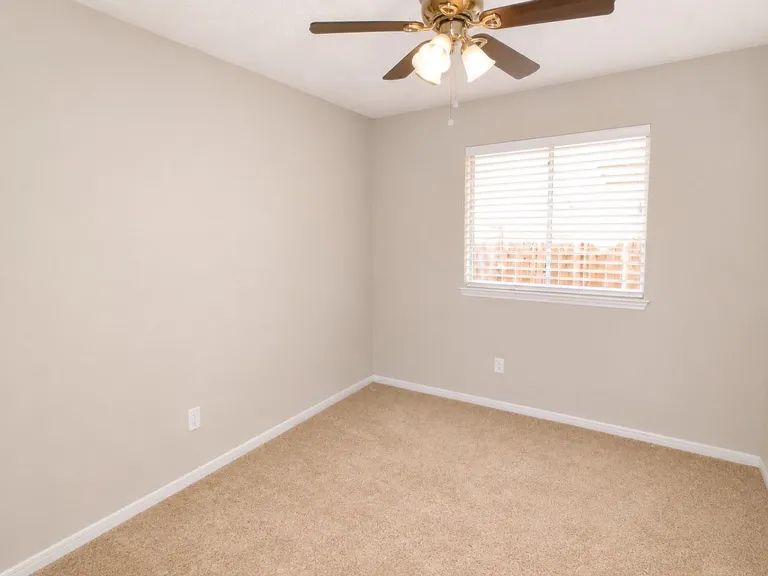 4515 Texas Trl — Photo 13