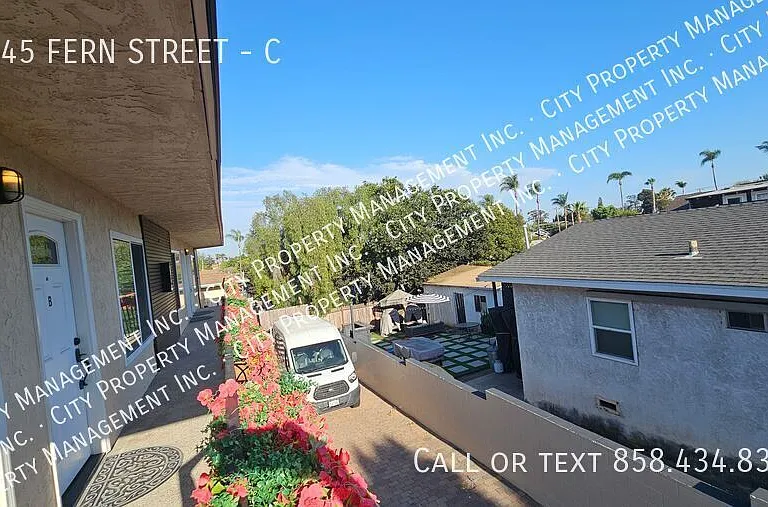 1645 Fern St #C — Photo 4