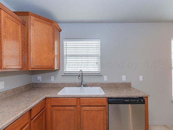 4th image of 4502 S Roberts St