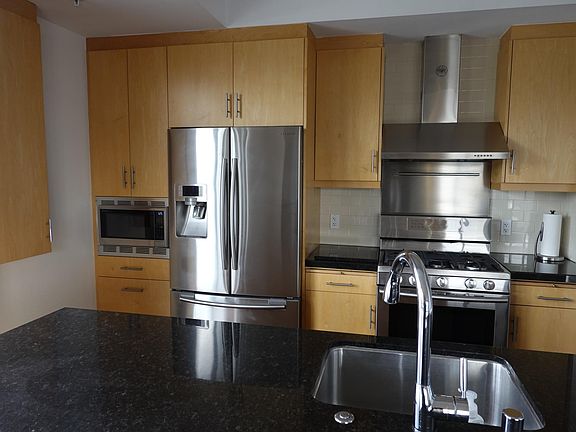 Samsung and Bosch kitchen appliances