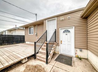 1835 E 42nd St SE, Calgary, AB T2B1G1