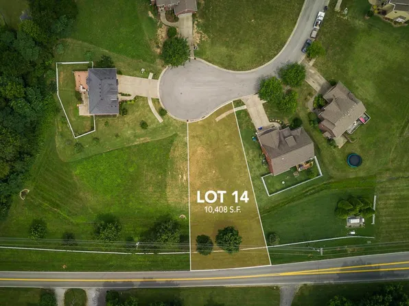 6206 Saskatchewan Dr, Louisville, KY 40228