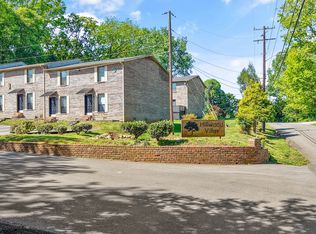Hillwood Villas, Knoxville, TN 37920