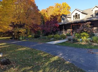8734 N Lumberjack Rd, Riverdale, MI 48877