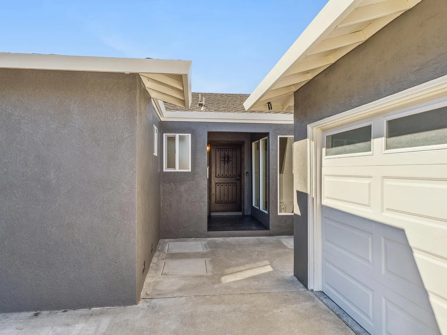 700 Gull Ave — Photo 4