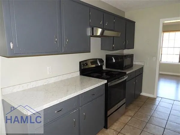 355 McCumber Dr — Photo 9