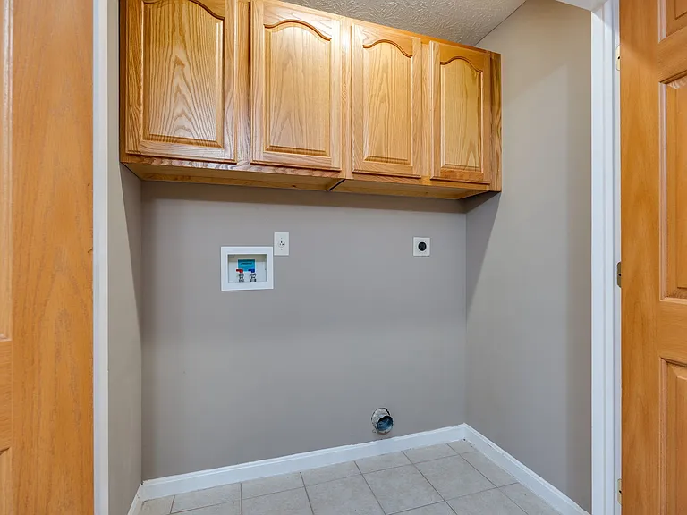 2043 Pine Forest Dr — Photo 18