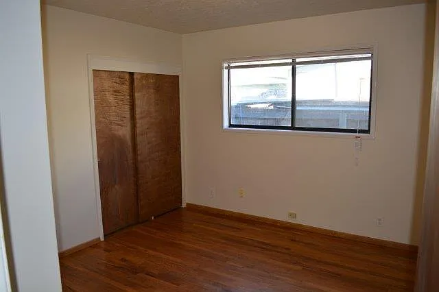 1718 Linton Ave — Photo 18