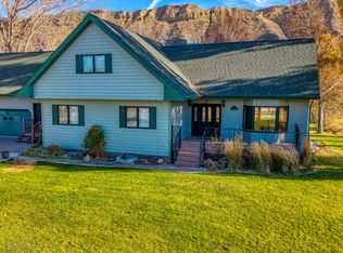 411 River St, Fort Benton, MT 59442