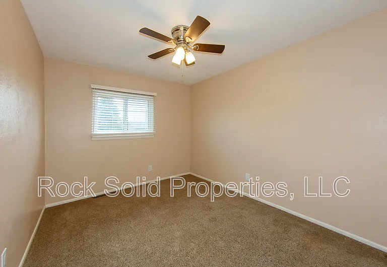 7231 Bomar Dr — Photo 24