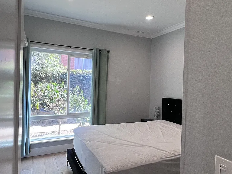 42 Mann St — Photo 10