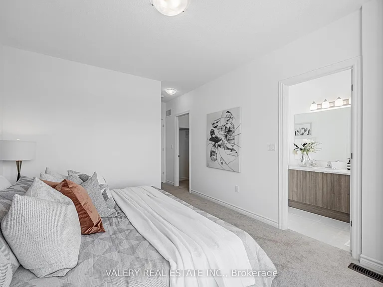 135 Pidgeon St — Photo 18