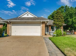 1013 Meadow Cir N, Keller, TX 76248