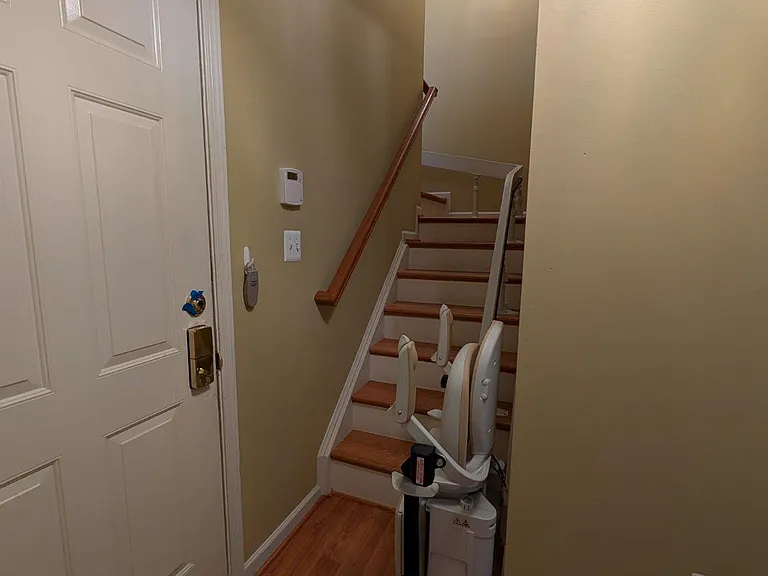 22611 Welborne Manor Sq — Photo 35