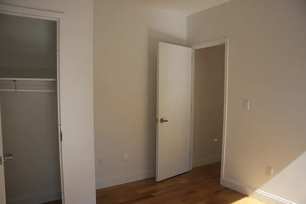 Rented by The InHouse Group | media 40