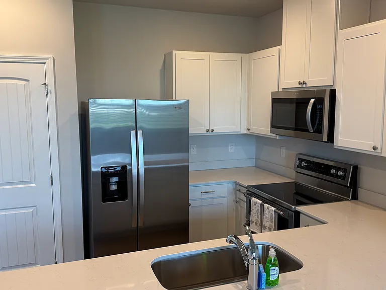 2258 Harlequin Point — Photo 4