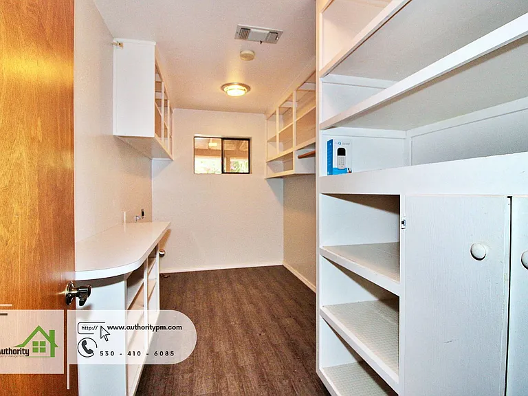 3345 Golden Heights Dr — Photo 31