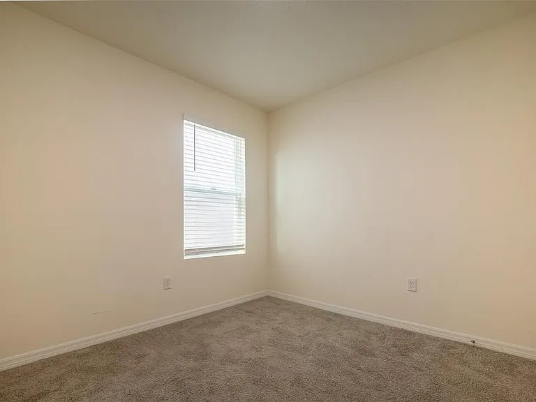 8318 Claw Glades Loop — Photo 9
