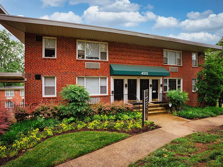 Leasing Office