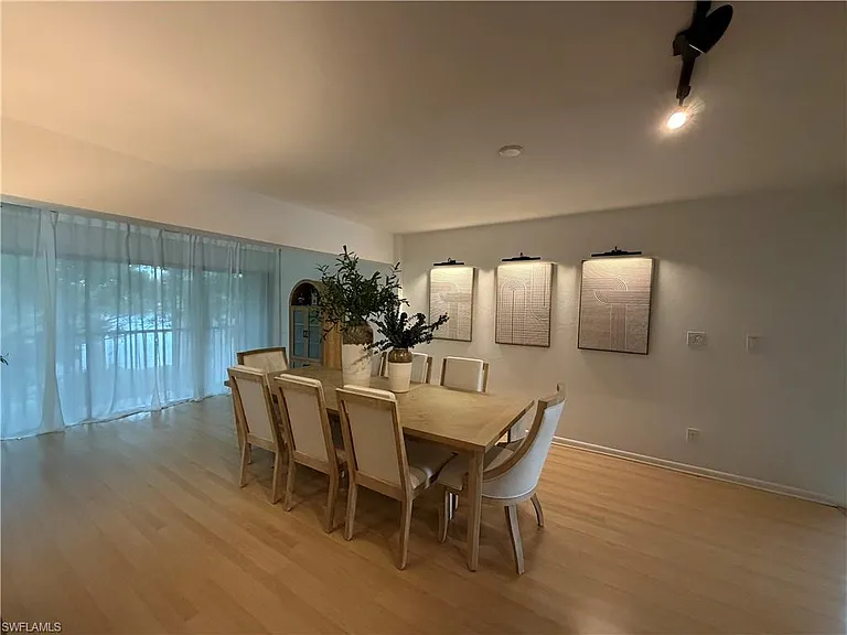 576 Retreat Dr #201 — Photo 43