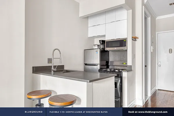 Rented by The Blueground | media 70